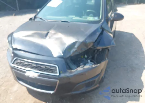 2015 Chevrolet Sonic Lt Auto из США, поврежденный, VIN 1G1JC5SH4F4187569